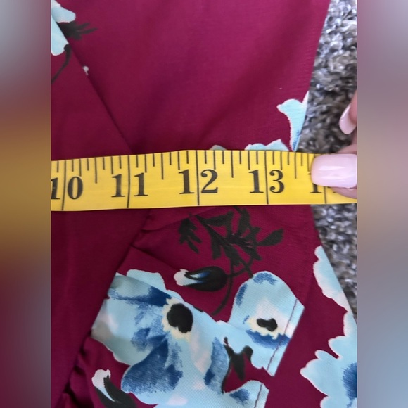 Lulu’s Floral Feminine Wrap Dress in Burgundy and Blue size small - Picture 12 of 14